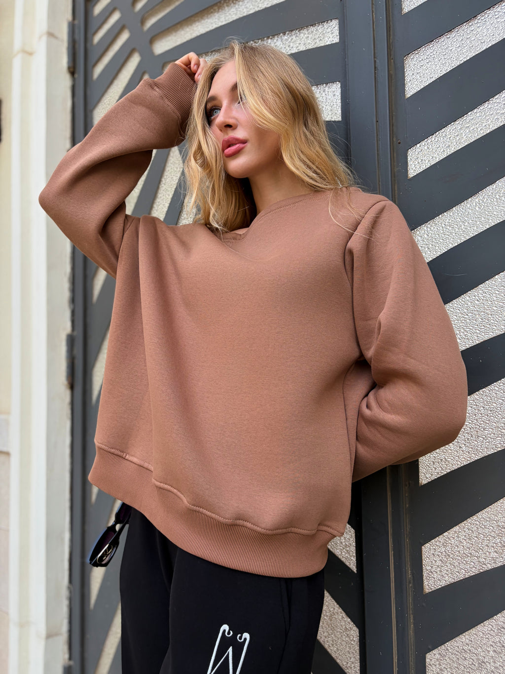Off-shoulder Sweatshirt